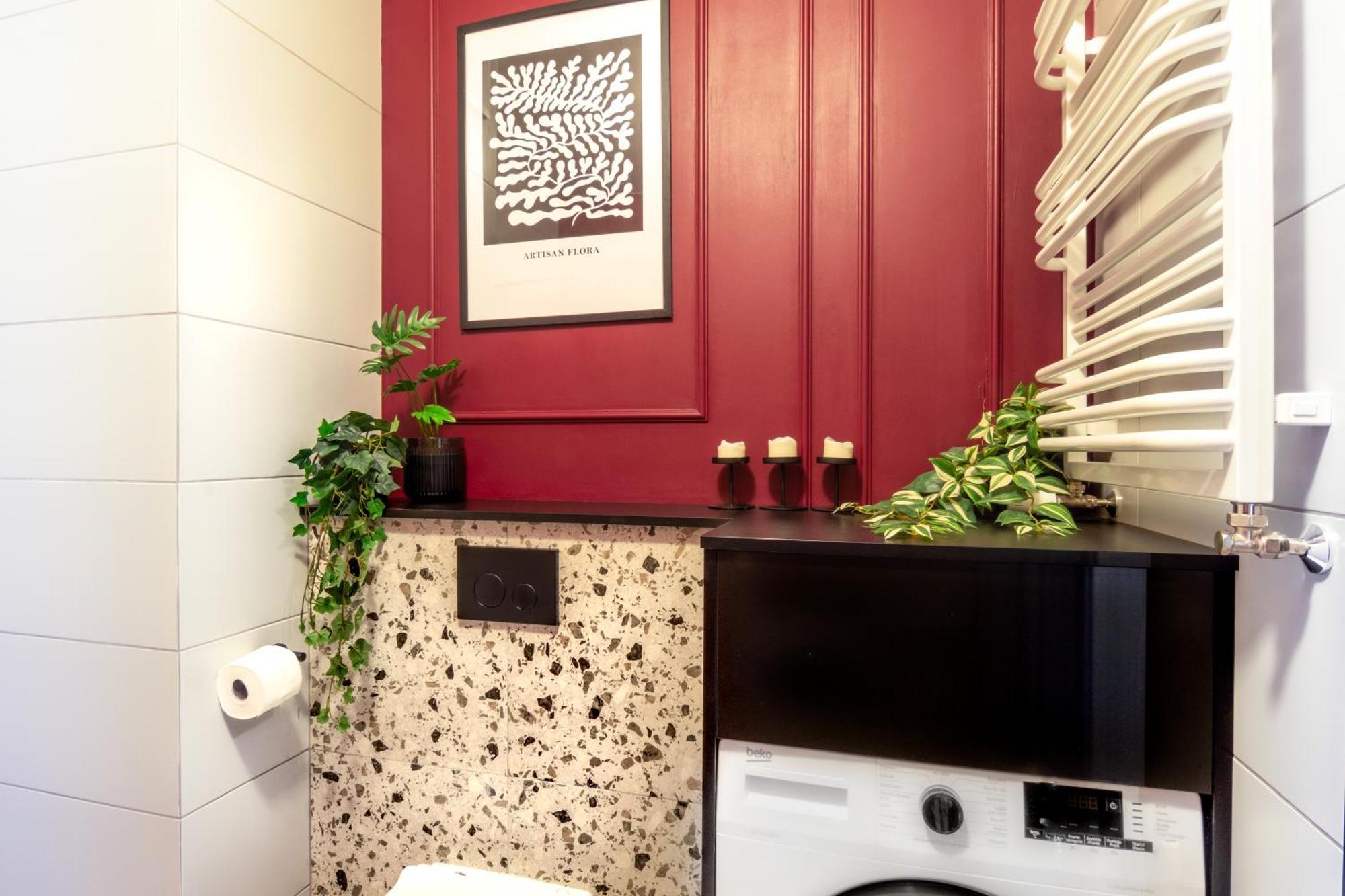 Colour House Apartment กดัญสก์ ภายนอก รูปภาพ