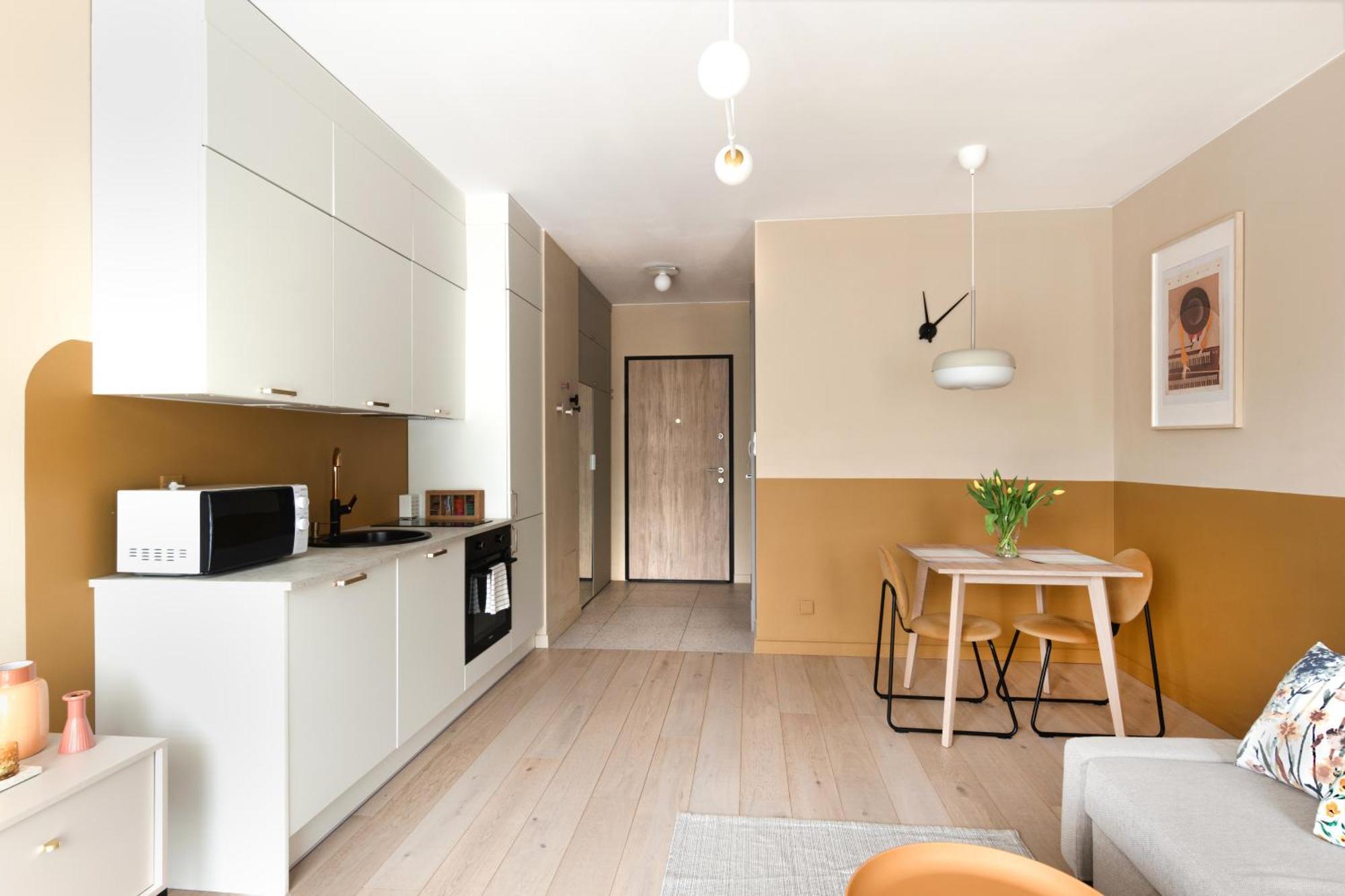 Colour House Apartment กดัญสก์ ภายนอก รูปภาพ