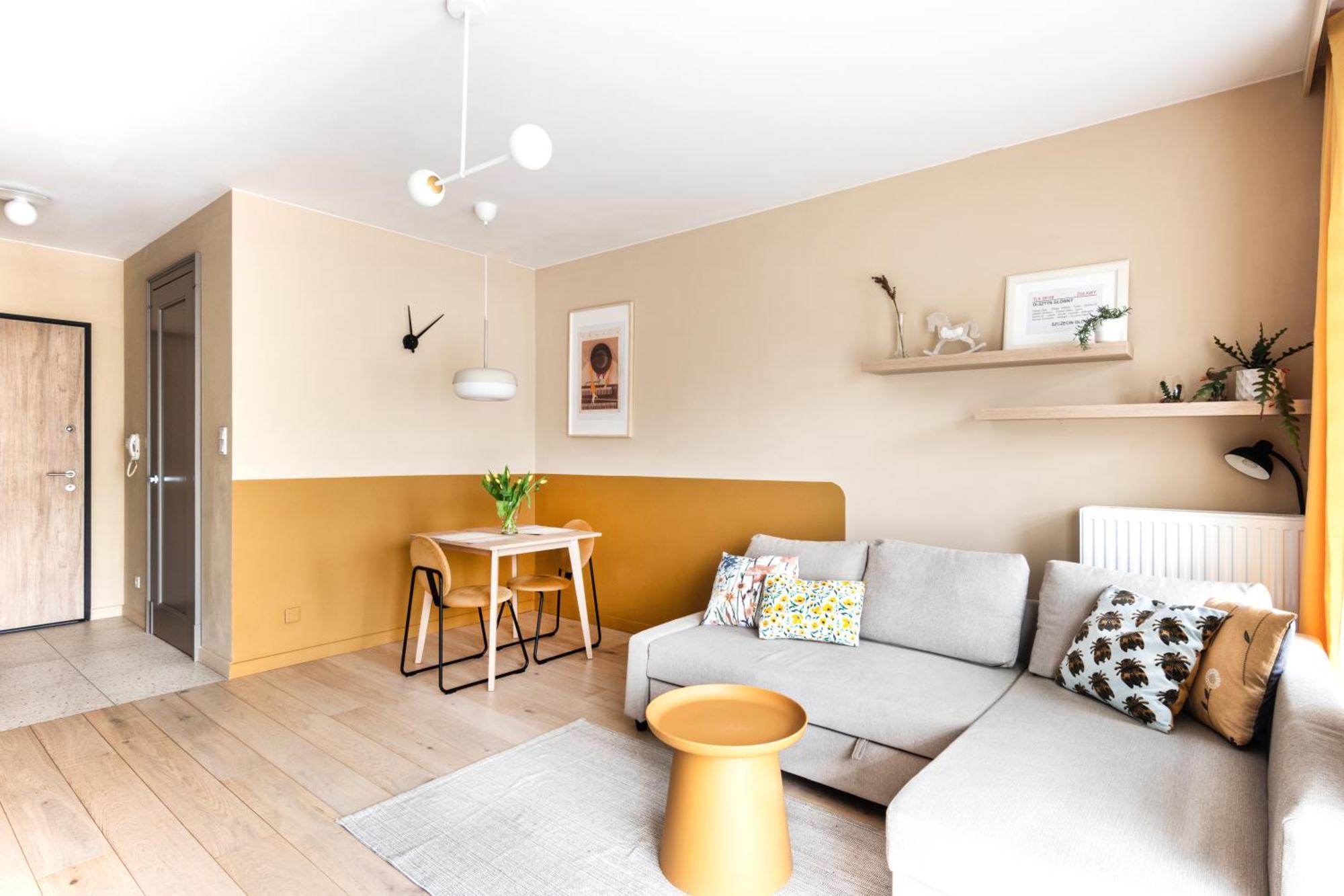 Colour House Apartment กดัญสก์ ภายนอก รูปภาพ