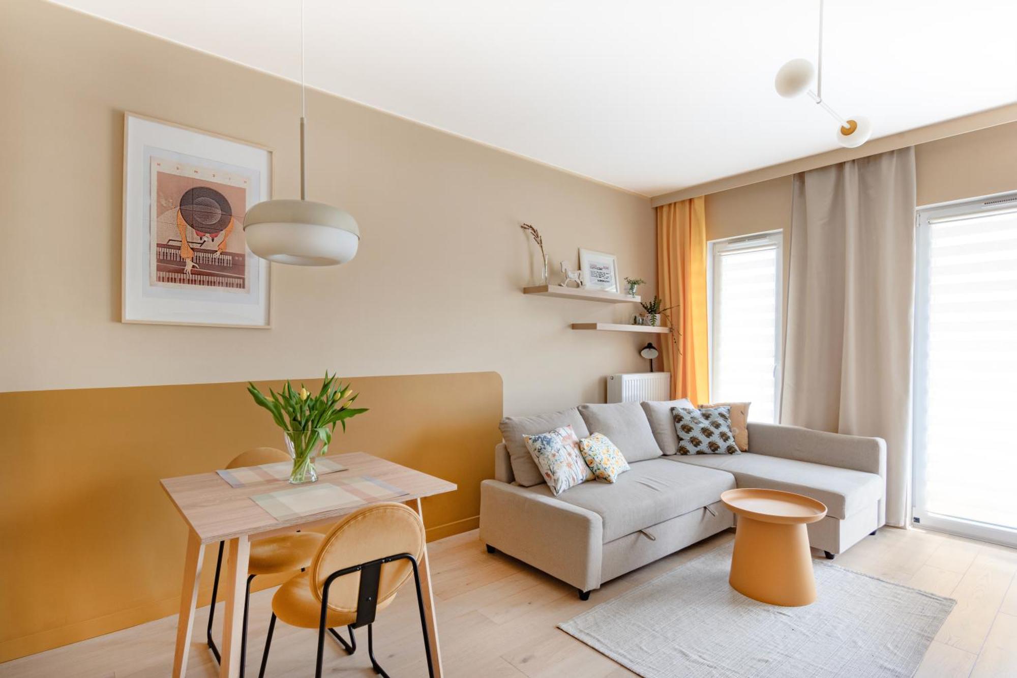 Colour House Apartment กดัญสก์ ภายนอก รูปภาพ